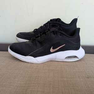 Nike Black and Pink Athletic Shoes